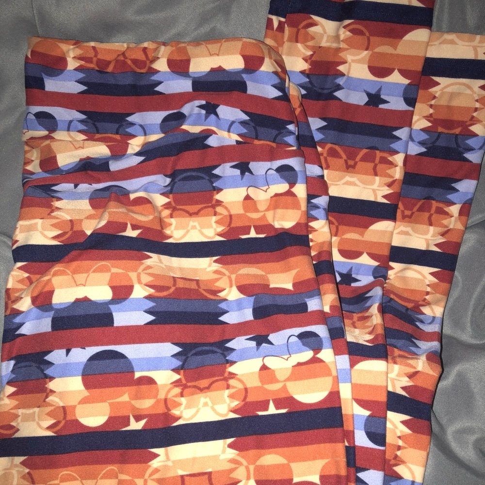Lularoe Disney leggings tall and curvy